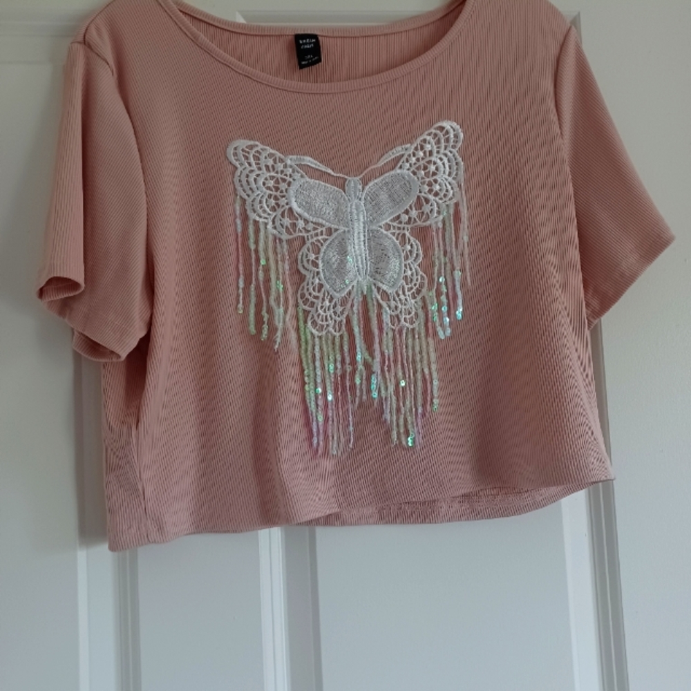 Butterfly top